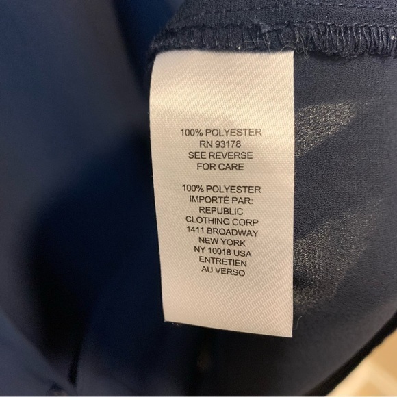 TAHARI Navy Ruffle Trim Button Front 100% Polyester Blouse - Picture 6 of 6